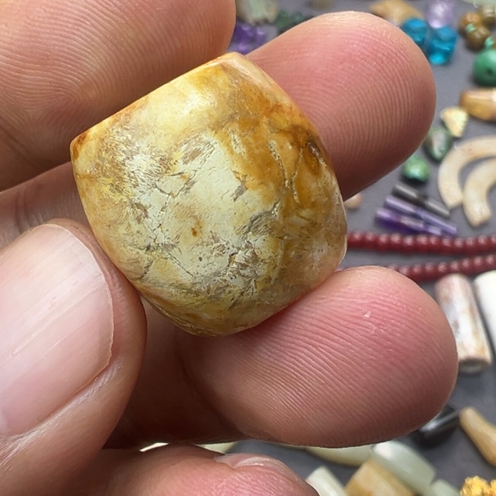 摆件摆件……………………