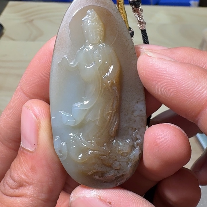 未镶嵌和田玉（糖玉）挂件