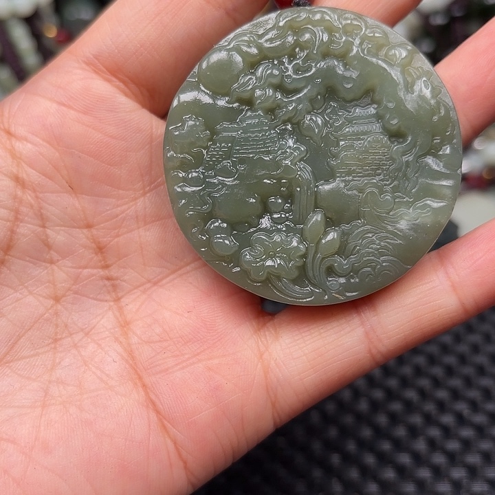 和田玉未镶嵌颈饰