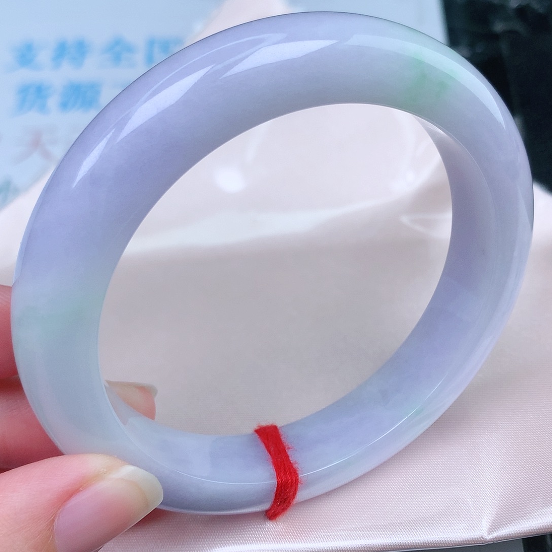 翡翠手镯未镶嵌天然