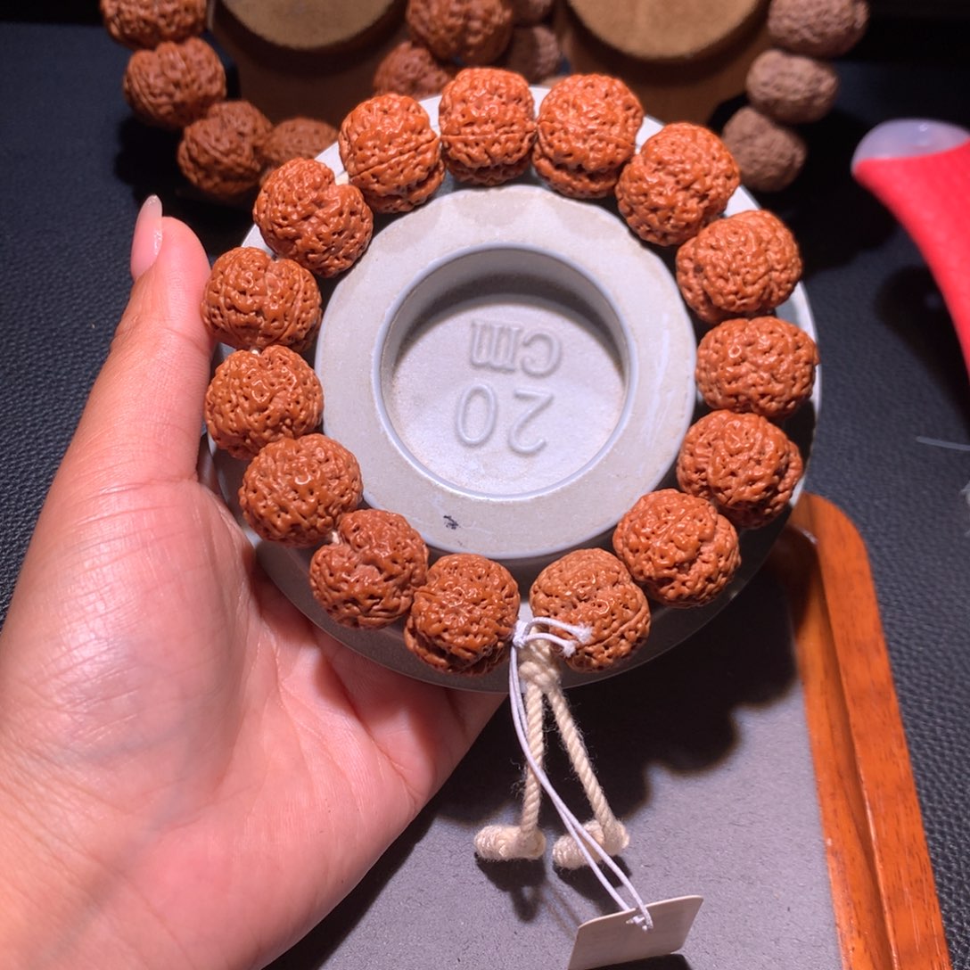 手串金刚菩提20+四瓣玲珑