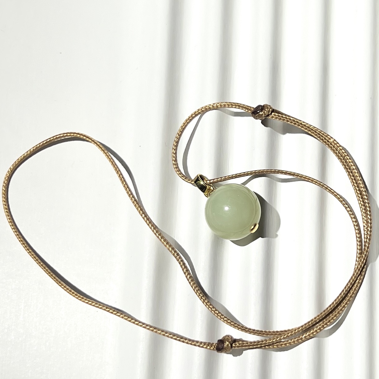 GN10183 和田玉黄白老玉单珠 18mm S925银镶嵌