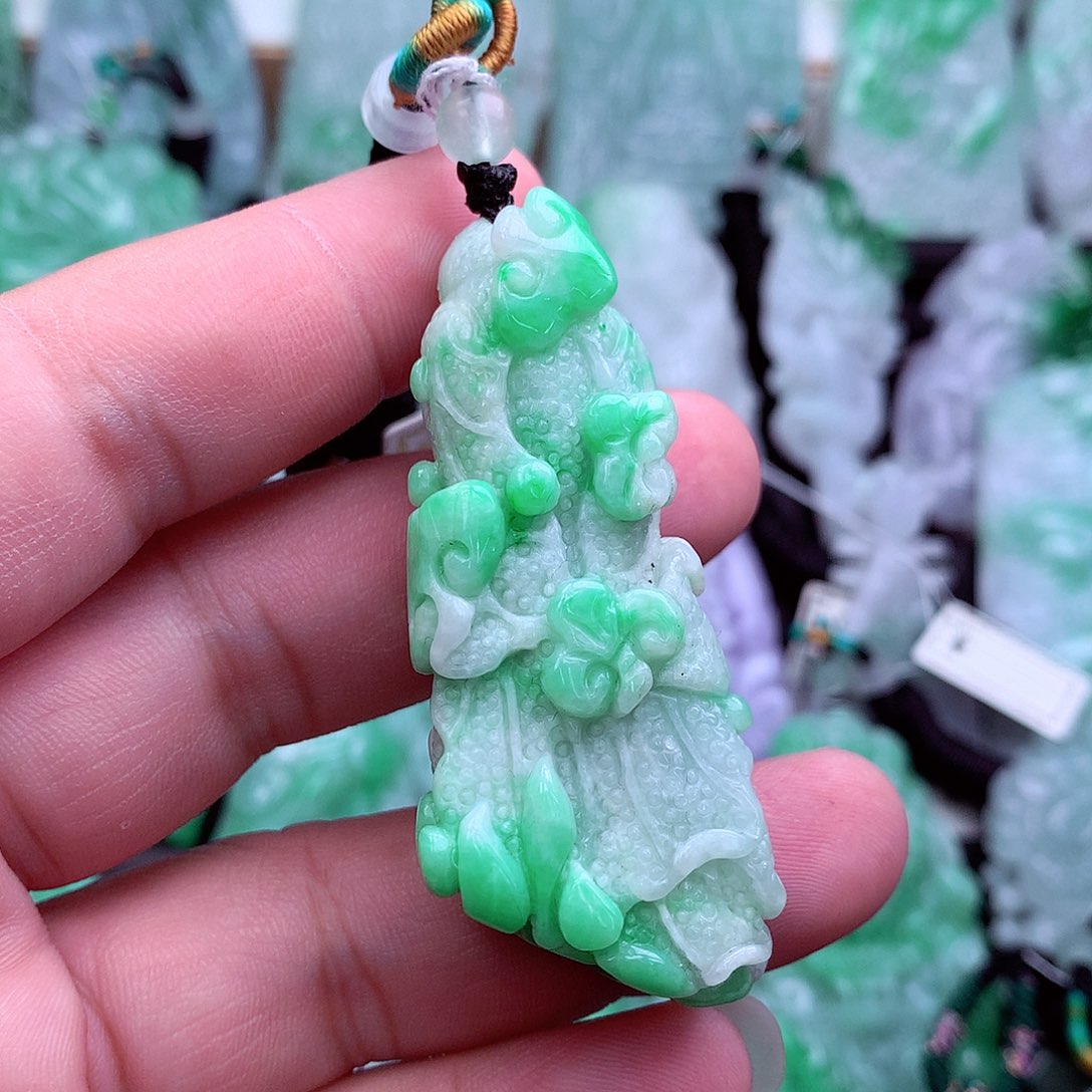 翡翠吊坠(不含链)未镶嵌