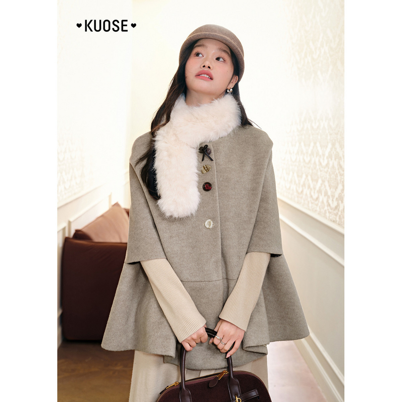 【缪斯千金】阔色气质披肩斗篷毛呢女2025秋冬新呢子大衣KSK2512003