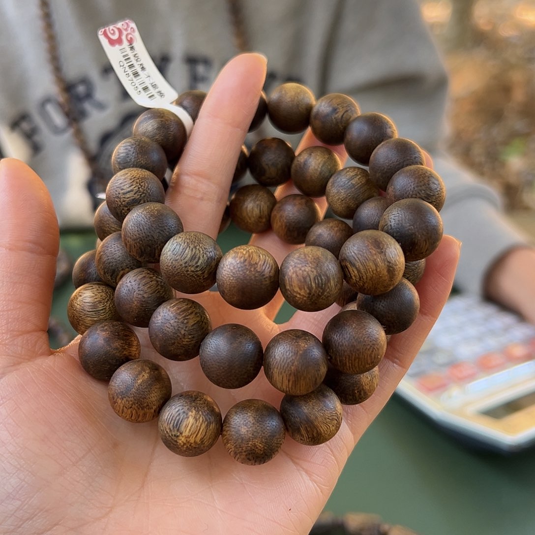 沉香手串留疤17克卡1.4多样性一条