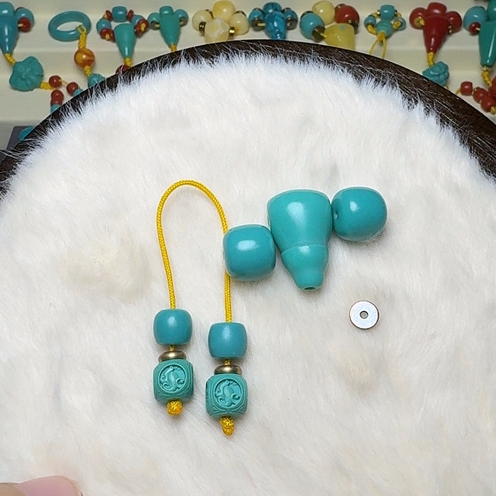 非金属腰12+.三通14.弟子8.黄隔片