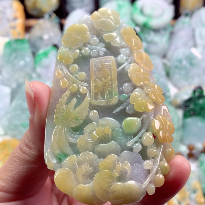 【闪购商品】翡翠吊坠(不含链)未镶嵌