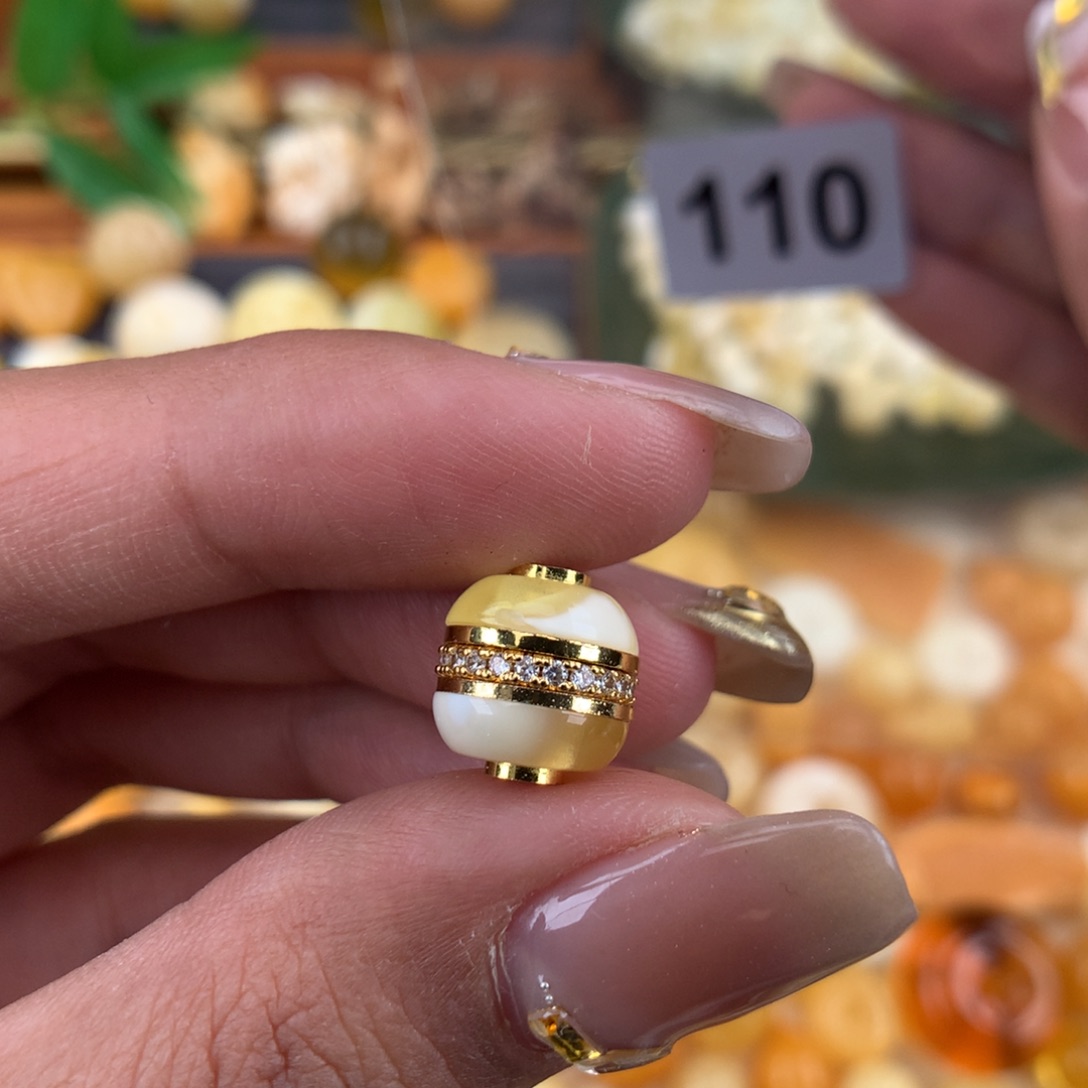 琥珀珠宝奇石未镶嵌10.2