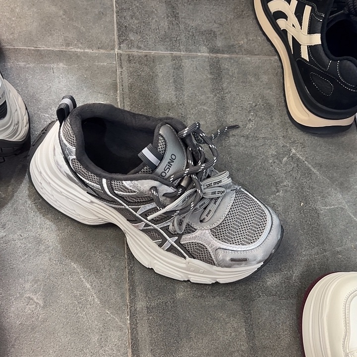 437547735灰色39码