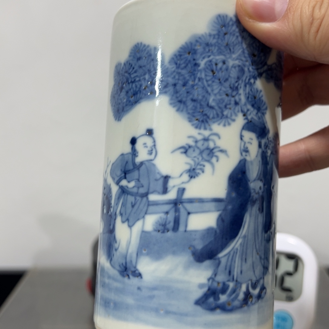 艺***坏陶青花松下问童子笔筒