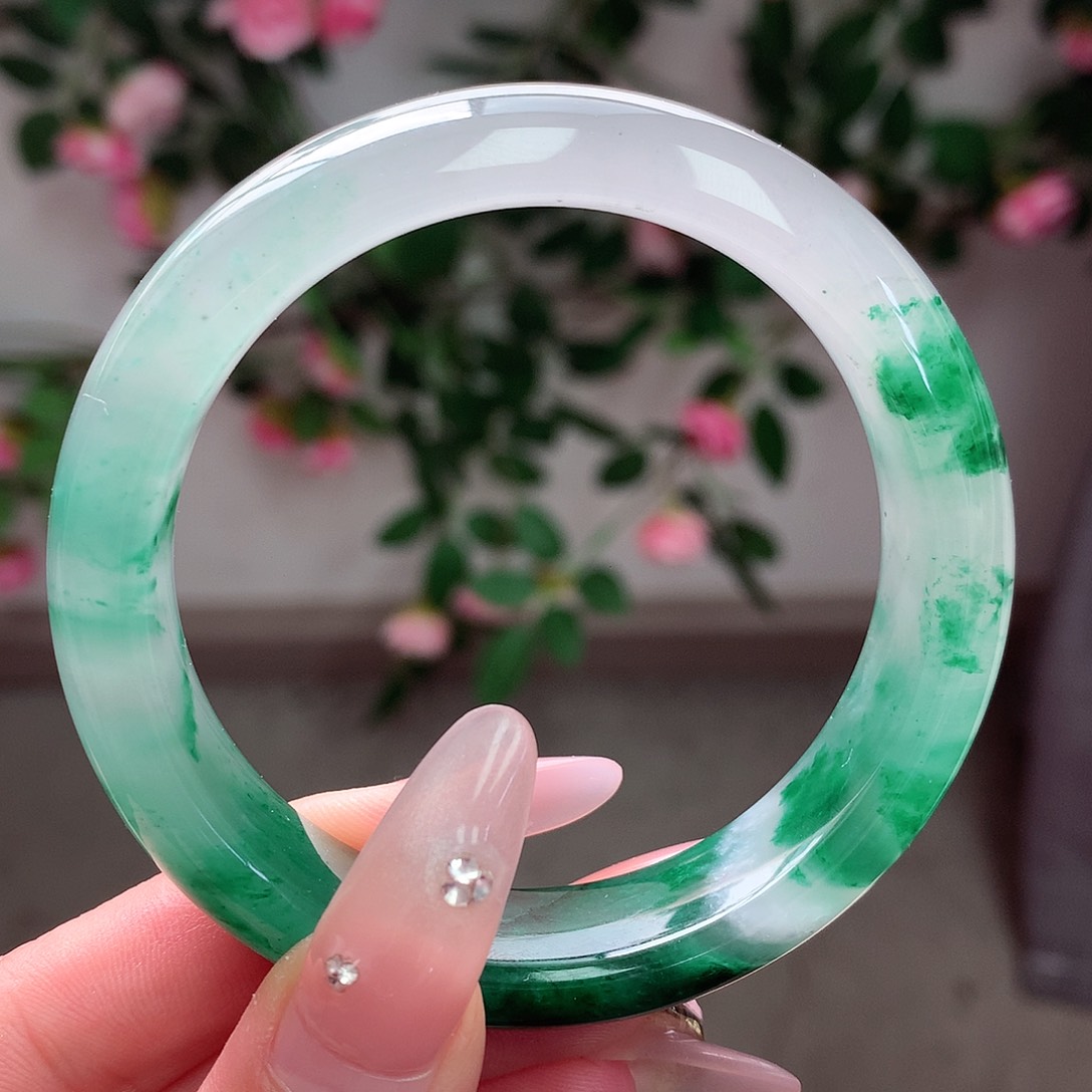 石英质玉未镶嵌手镯