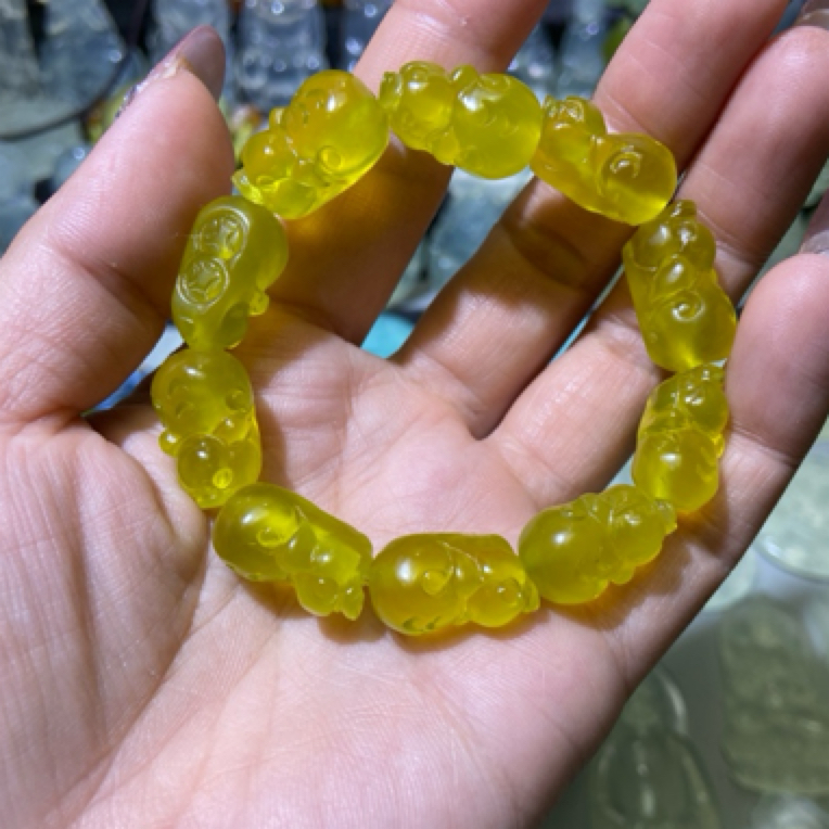天然岫玉手工雕刻发财猪手链时尚精雕
