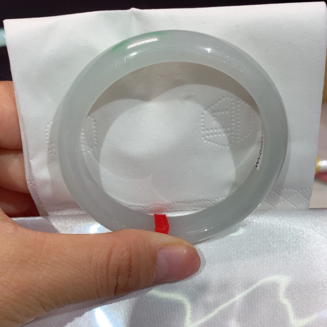 翡翠未镶嵌手镯纯天然06