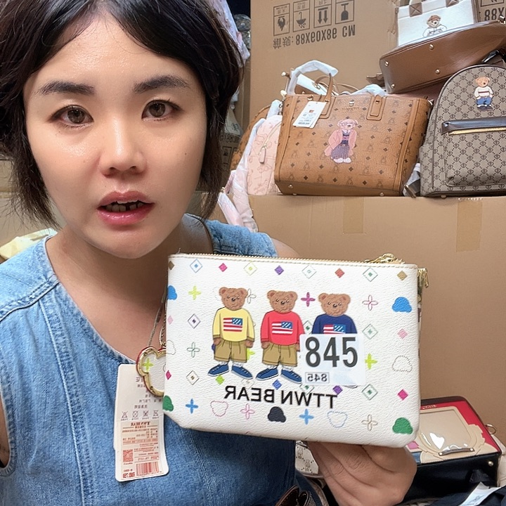 PVC包包包包包包吧