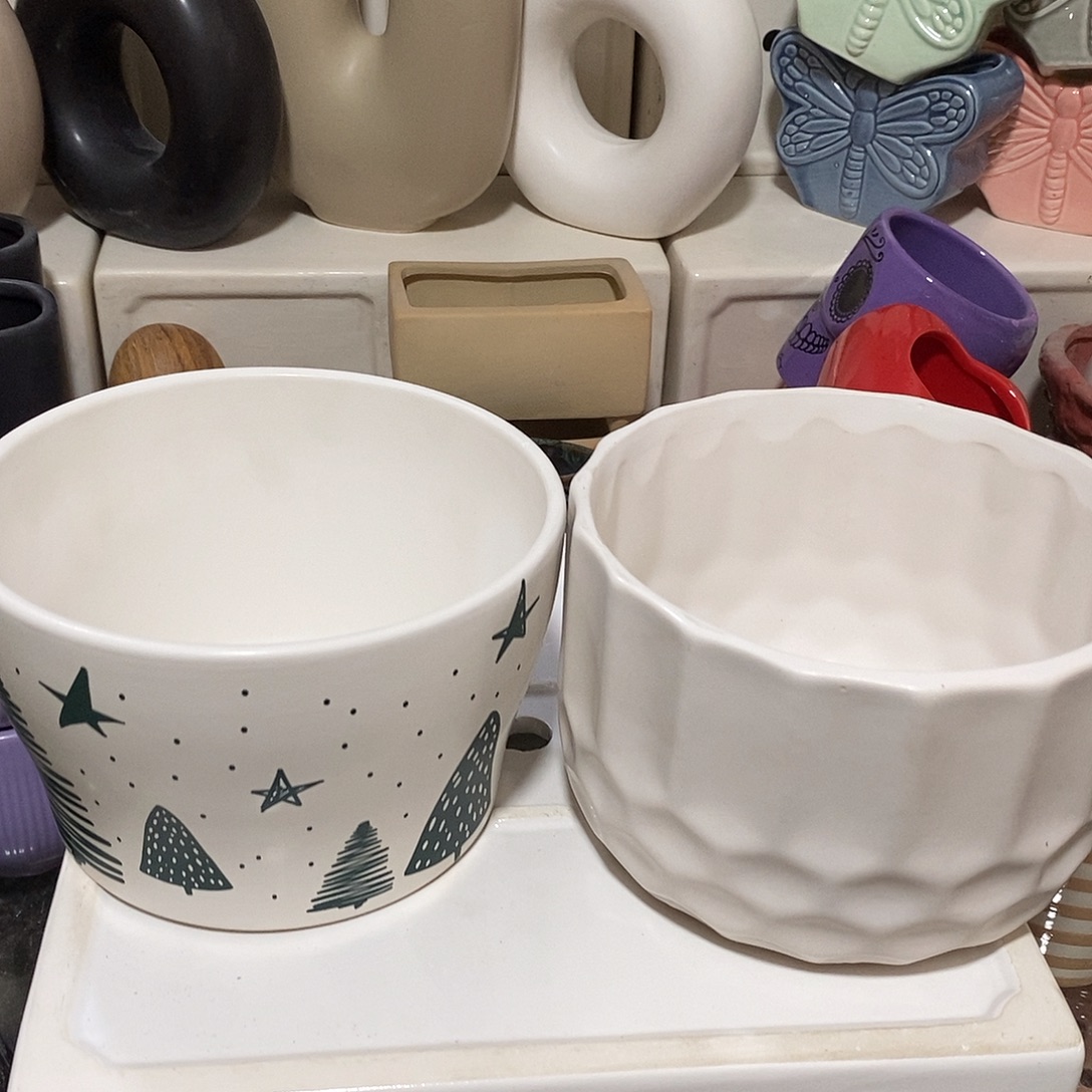 杯子陶盆有孔 瑕疵介意勿拍