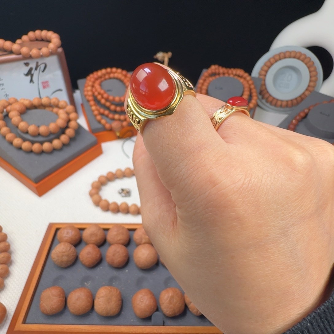 凤眼菩提手串南红