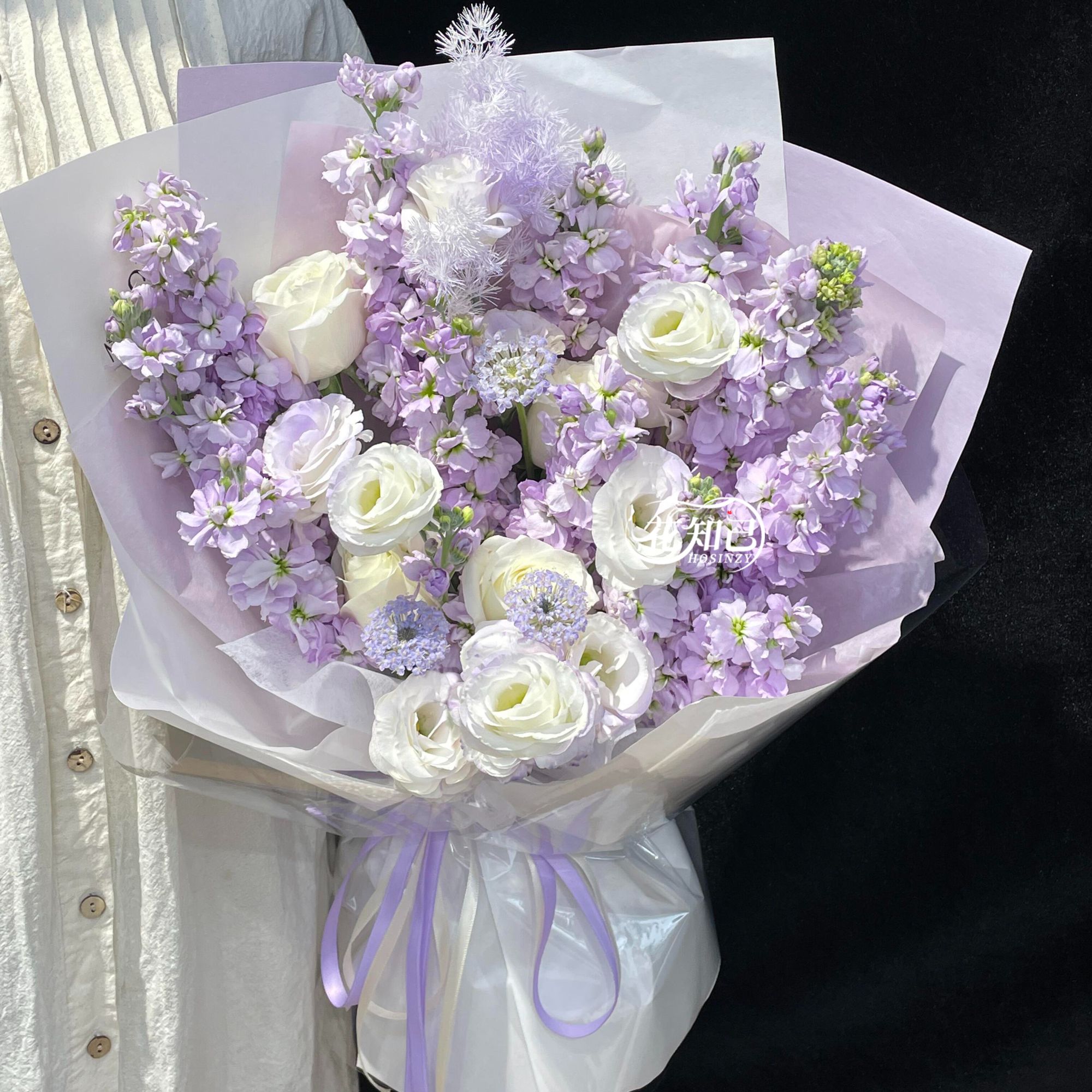 【我与春天有个约定】10枝紫罗兰5枝白玫瑰配桔梗混搭花束送爱人生日礼物同城速配花束鲜花小时达