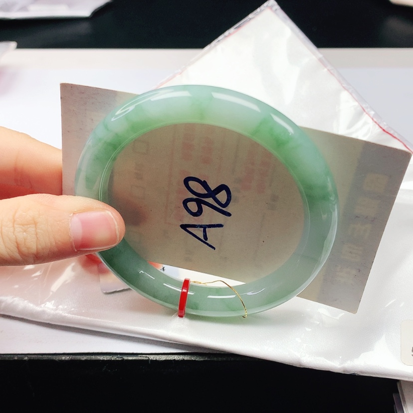 【闪购商品】翡翠手镯（圆镯）未镶嵌天然缅甸a货手镯54+