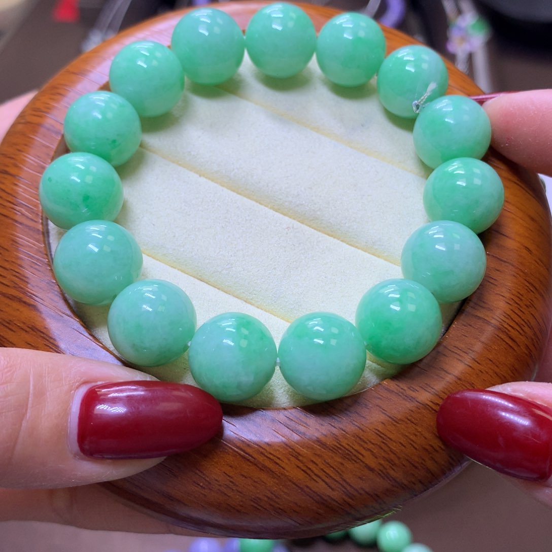 【闪购商品】翡翠颈饰未镶嵌翡翠