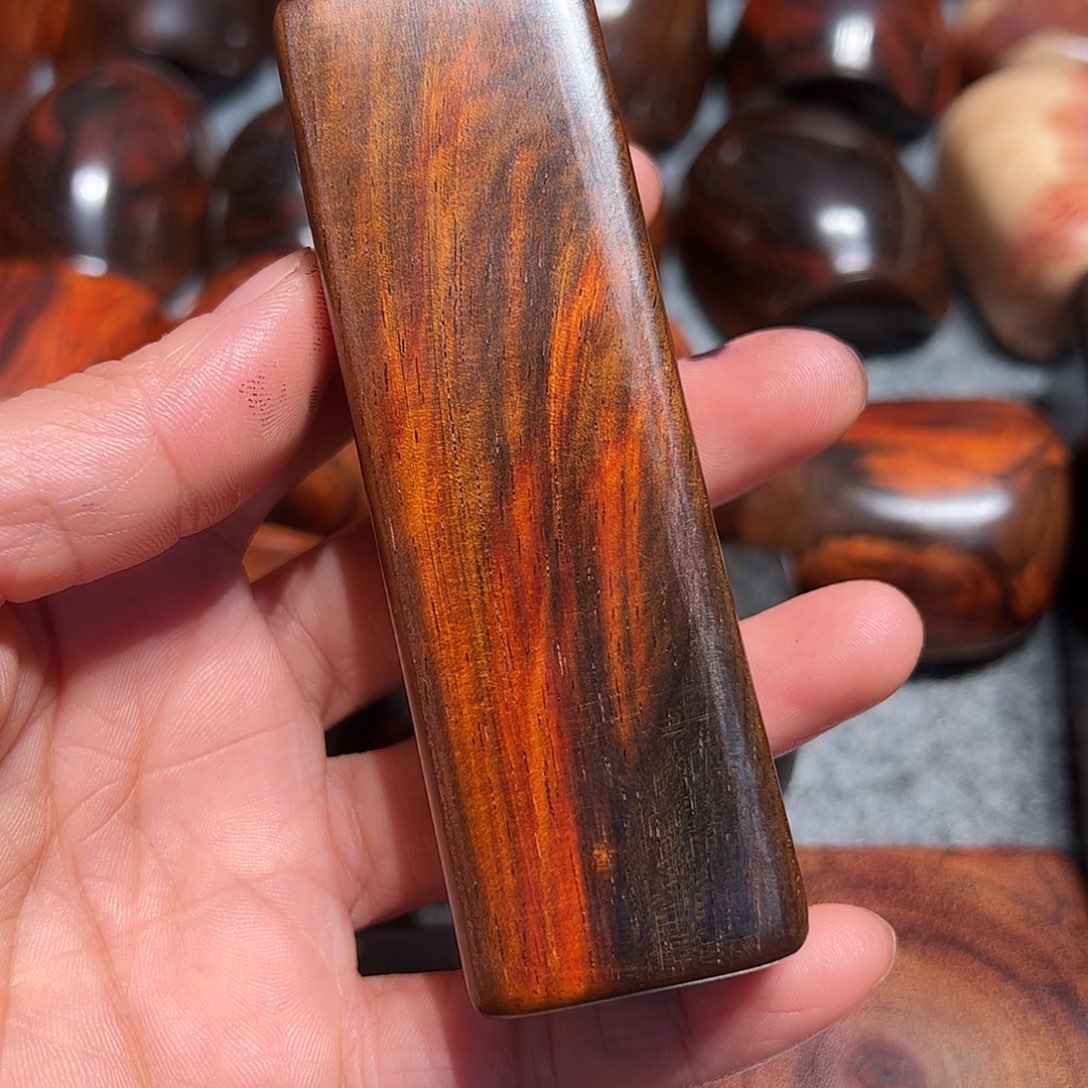 风***了交趾黄檀（大红酸枝）