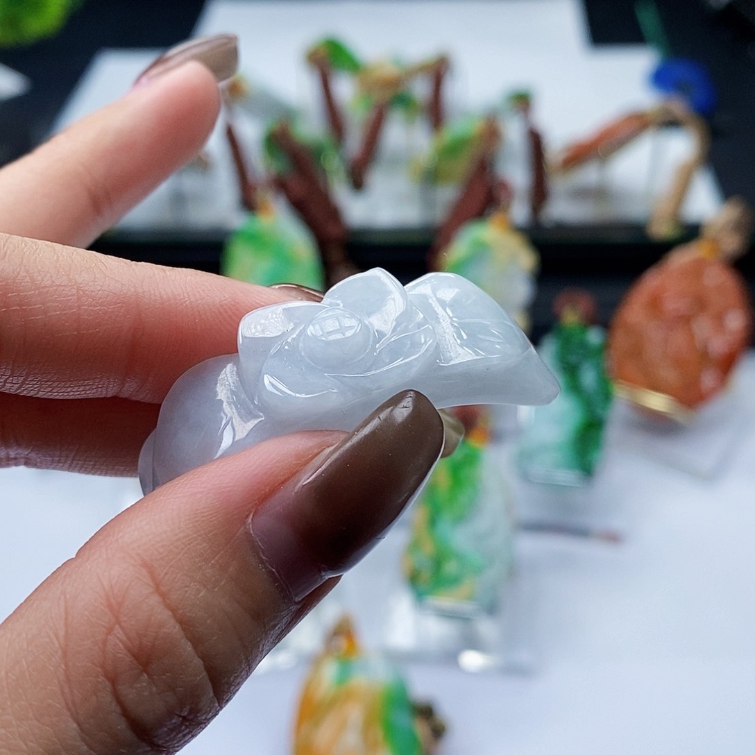 颈饰未镶嵌翡翠翡翠A货