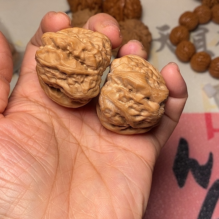 阿***波把件文玩核桃蛤蟆头