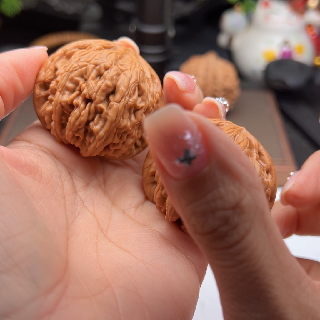 文玩核桃把件虎头王45