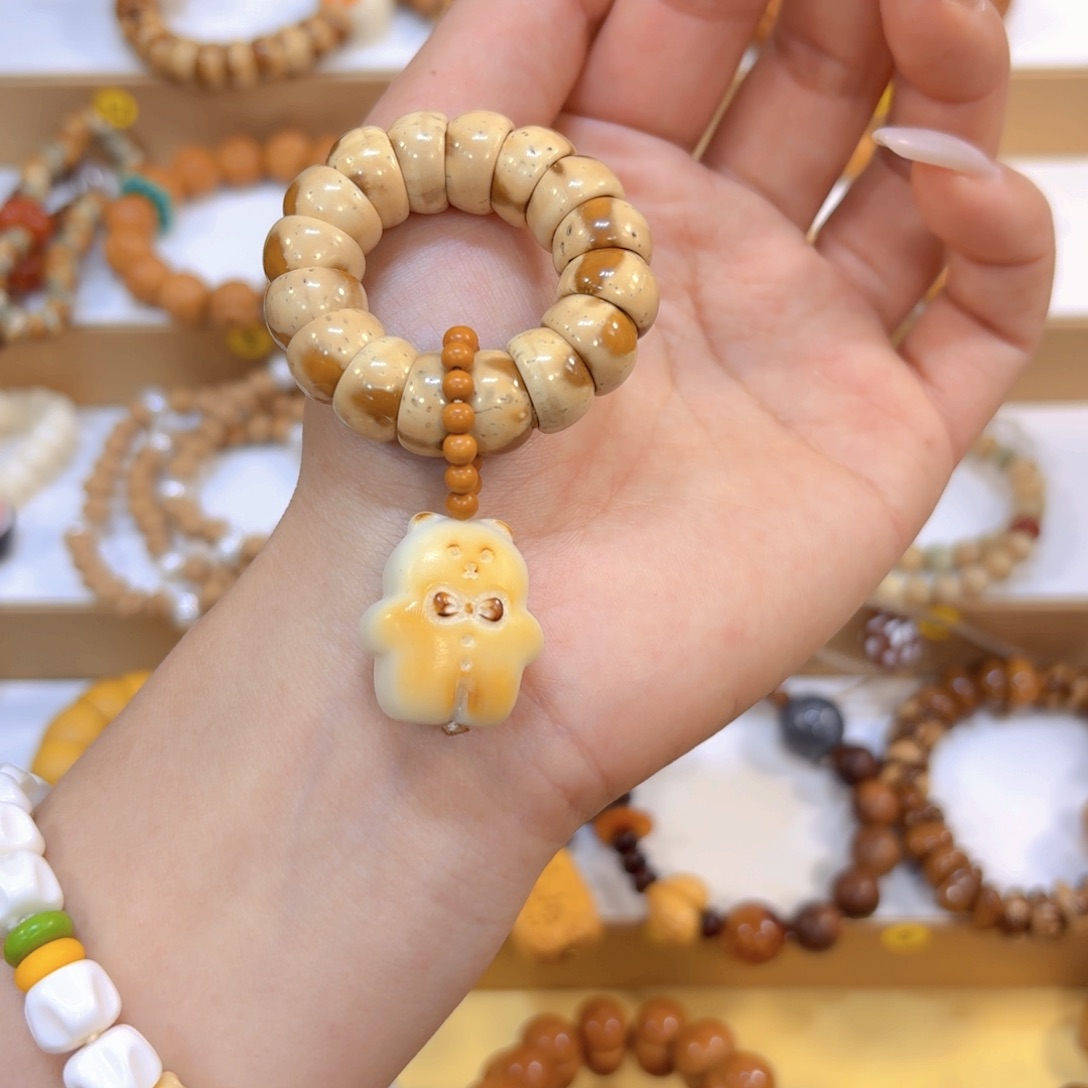 星月菩提吊坠紫金鼠花皮