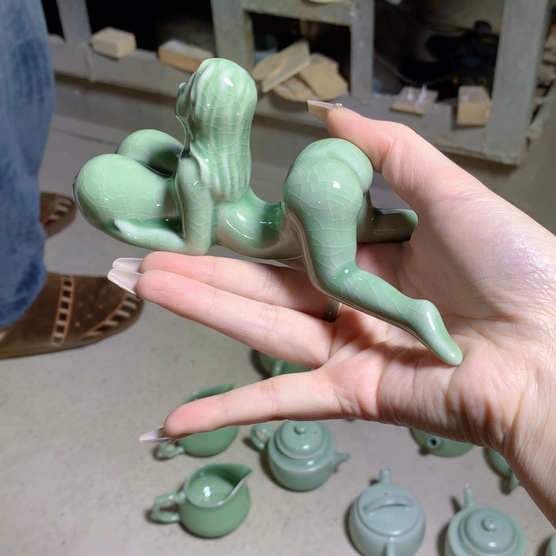 精品福利支架美女哈哈哈哈