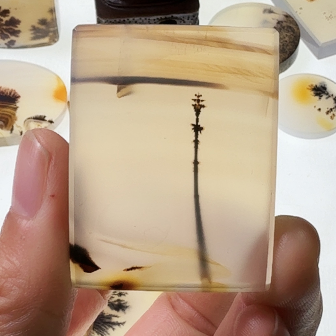 玛瑙/玉髓未镶嵌珠宝半成品