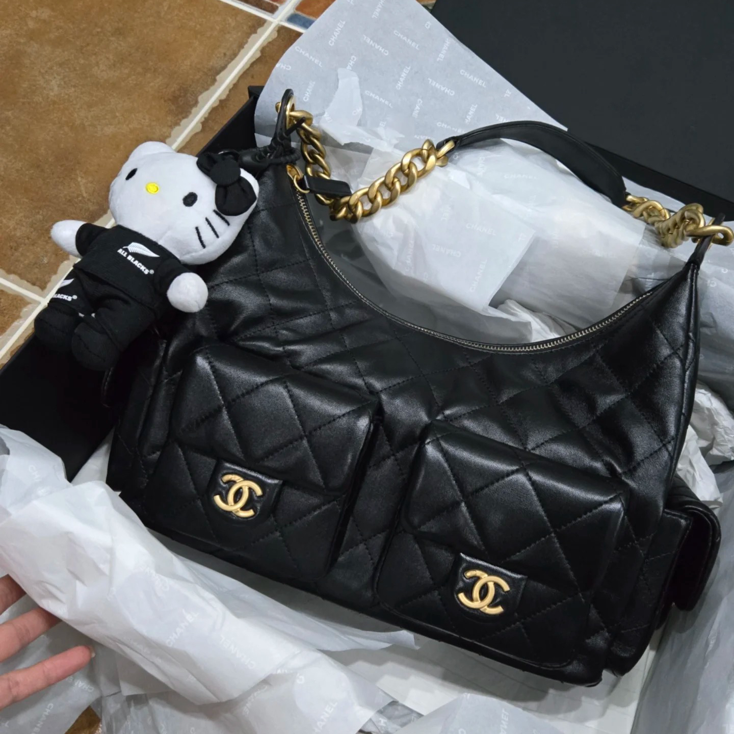 全新未使用 Chanel/香奈儿 蔚蓝/25C 黑金嬉皮hobo小号