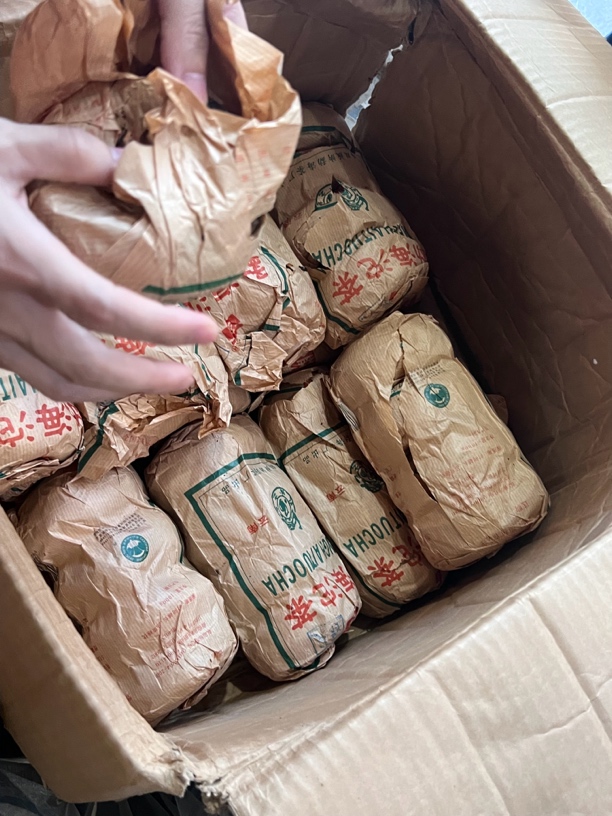 2005年501勐海春尖沱半斤