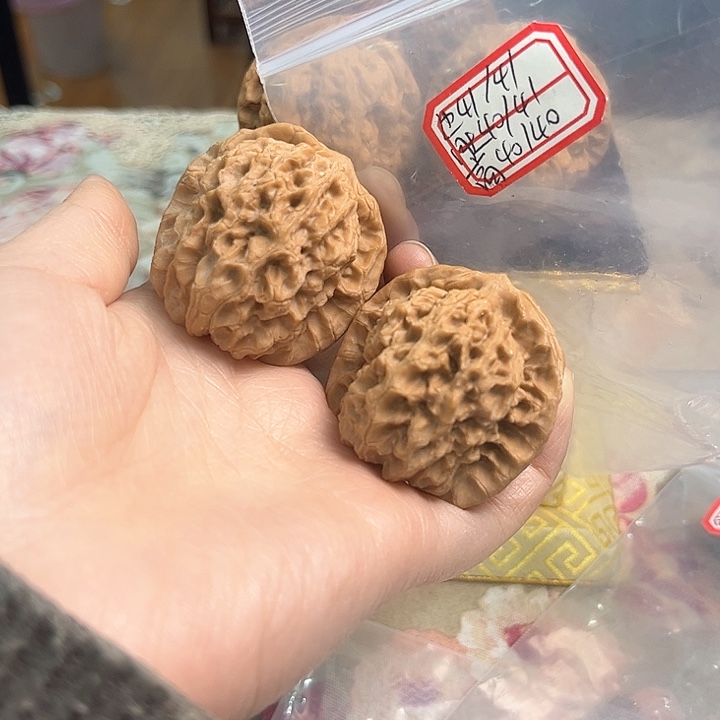 文玩核桃把件非嫁接马老四