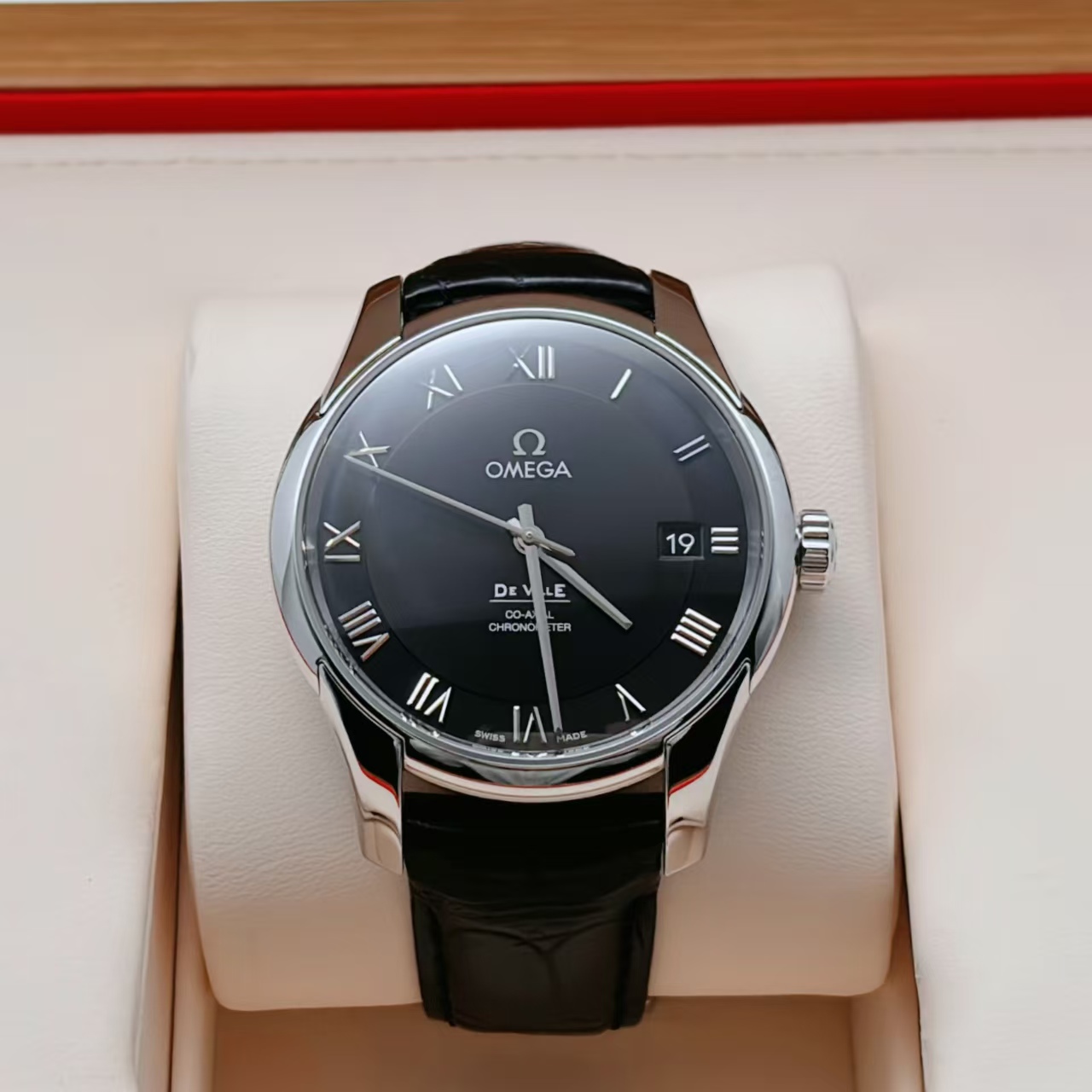 99新 Omega/欧米茄 蝶飞/黑/41/431.13.41.21.01.001/皮带