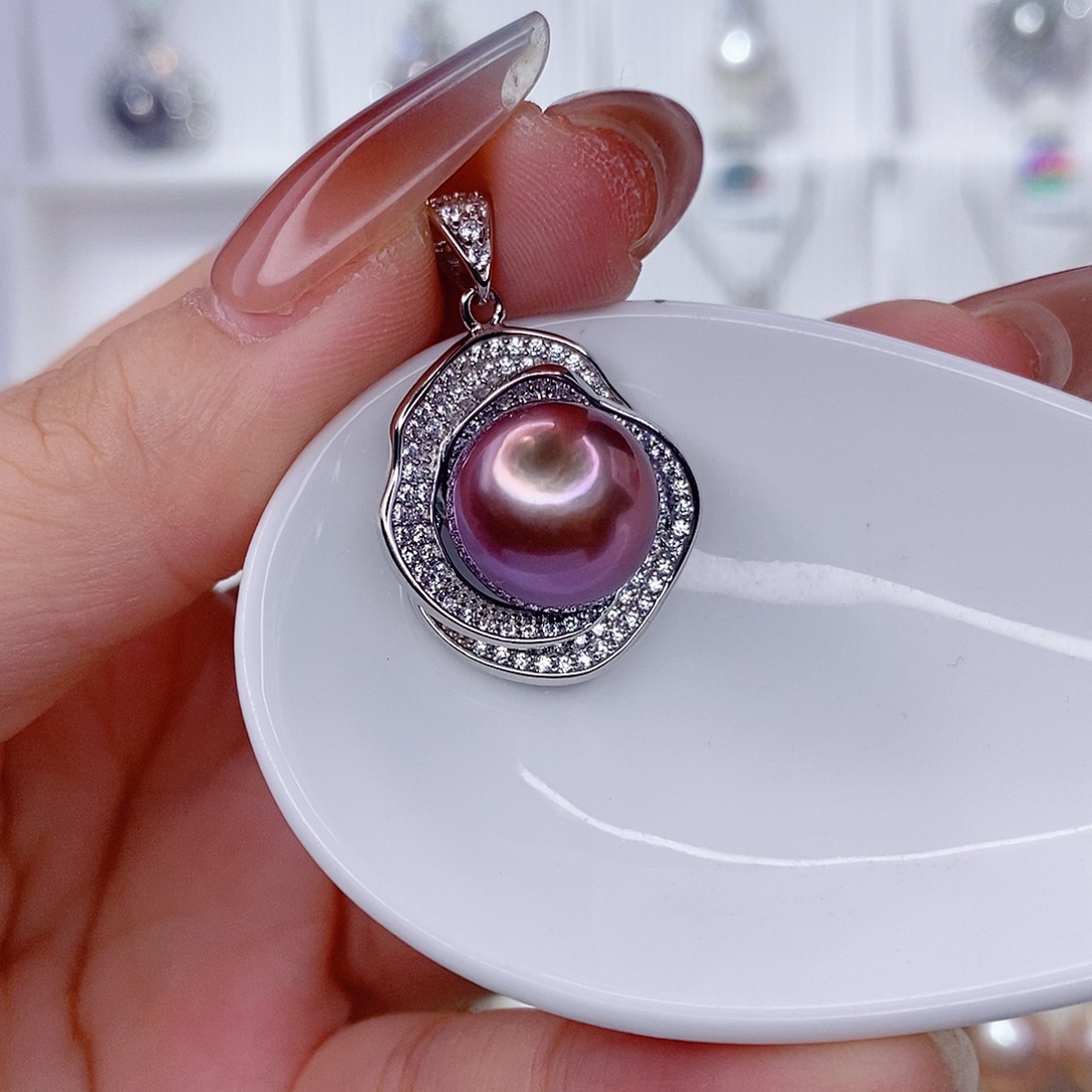 L***a淡水珍珠吊坠(赠链)银S925镶嵌