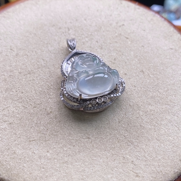 翡翠吊坠(不含链)18K金镶嵌翡翠高冰佛吊坠