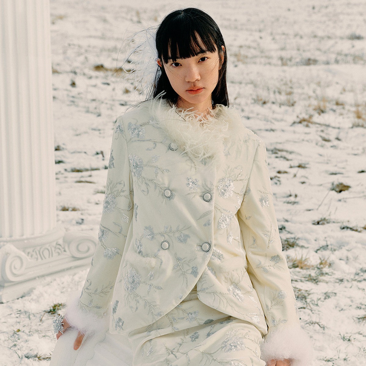 MAXRIENY精致复古感重工亮片绣花外套女