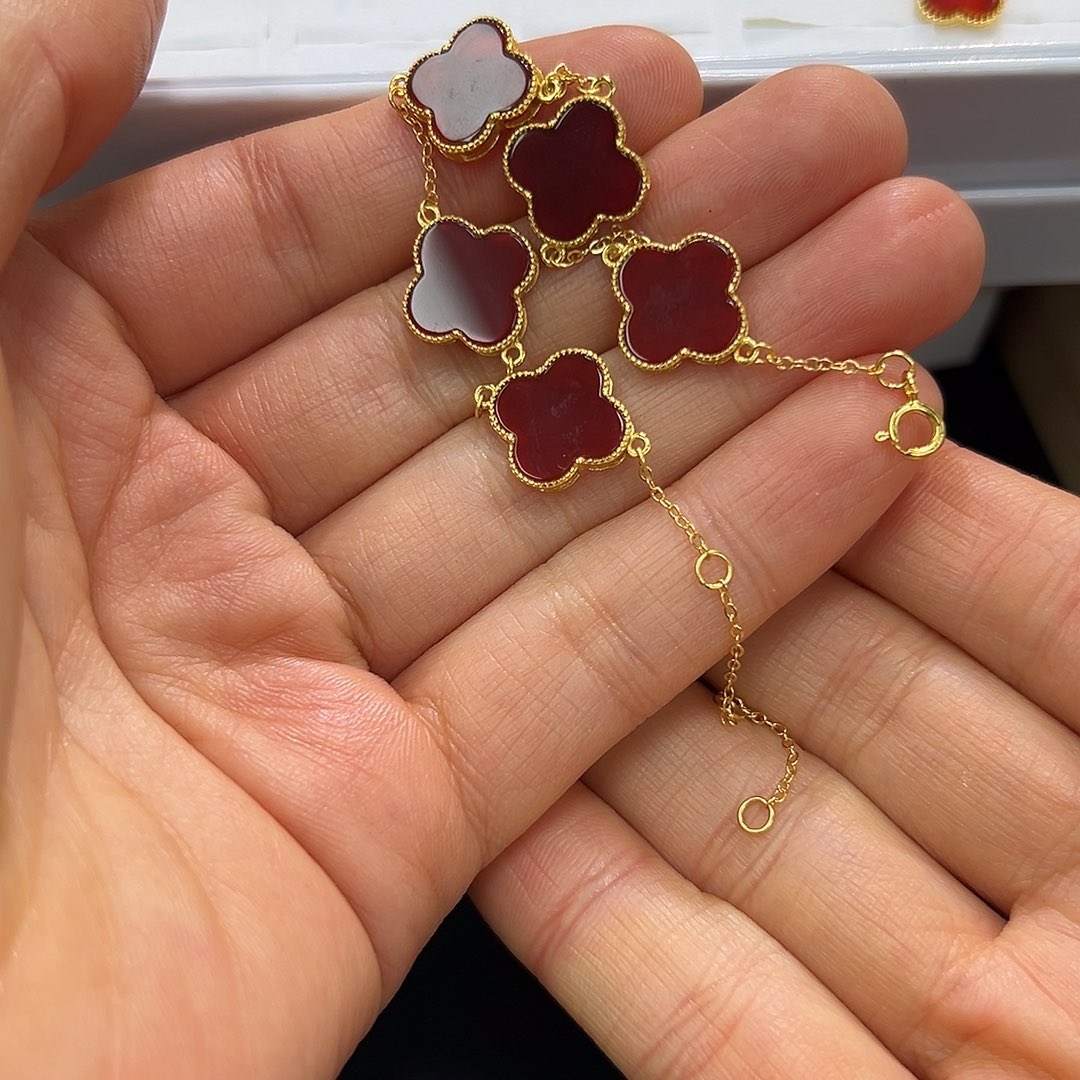 猜***谁玛瑙/玉髓银S925镶嵌手链