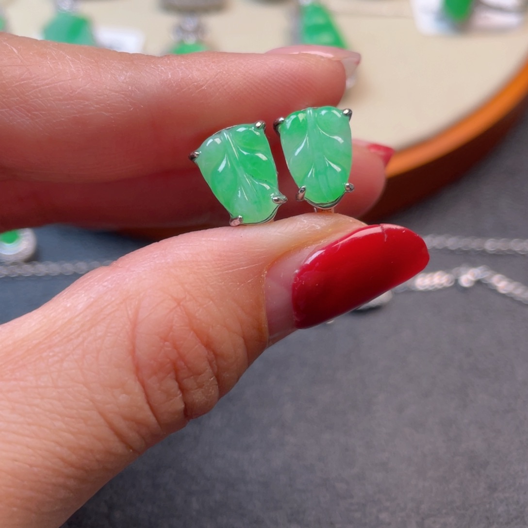 翡翠吊坠(不含链)银S925镶嵌耳包