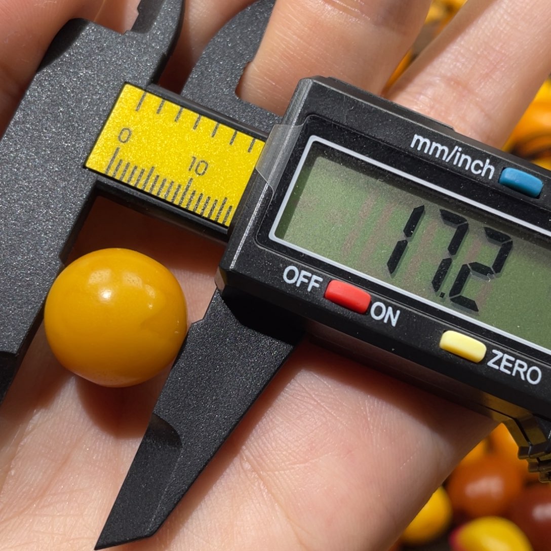 逍***下蜜蜡未镶嵌裸石圆珠