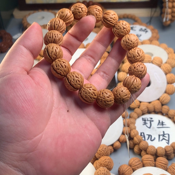 吊坠桃核皮质之王