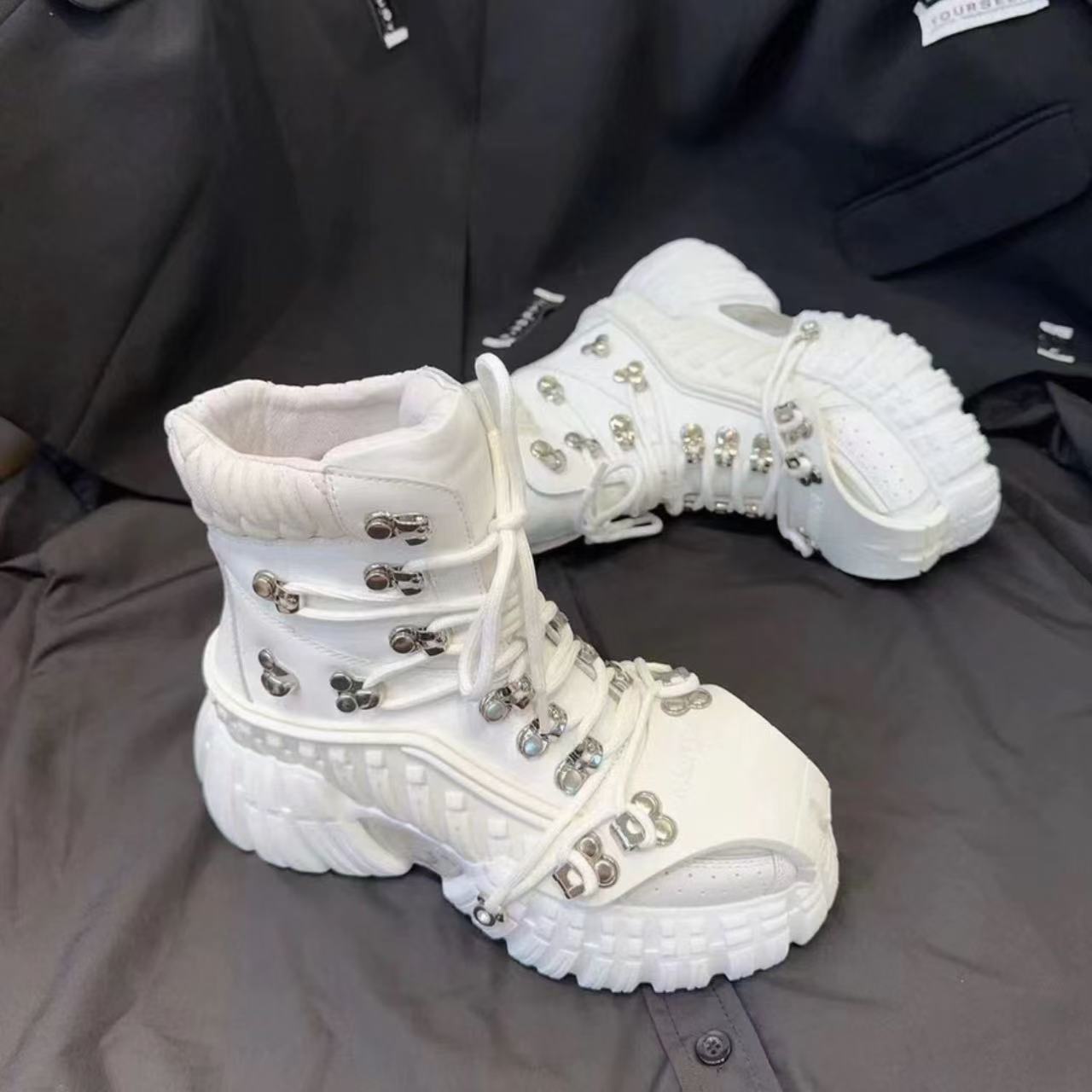 现货A4｜真皮羊里垫厚底超酷女靴｜标准尺码｜2353-23