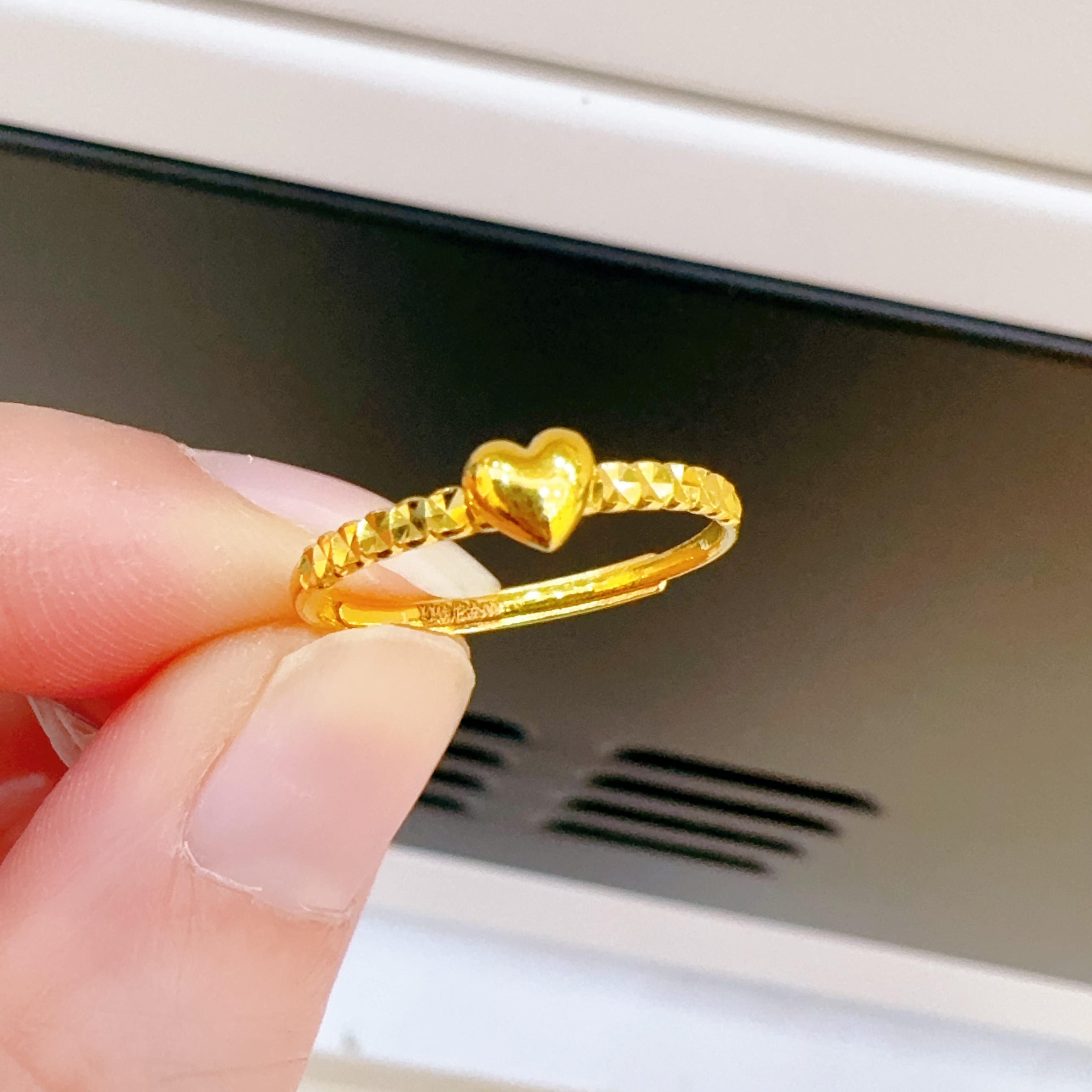 足金999戒指2.05克