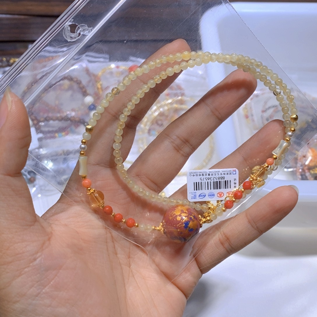 未镶嵌发晶颈饰金发路路通未来