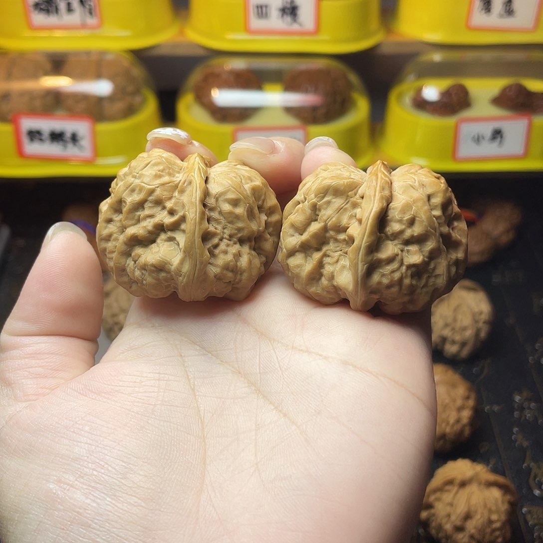 文玩核桃吊坠蛤蟆头38尺