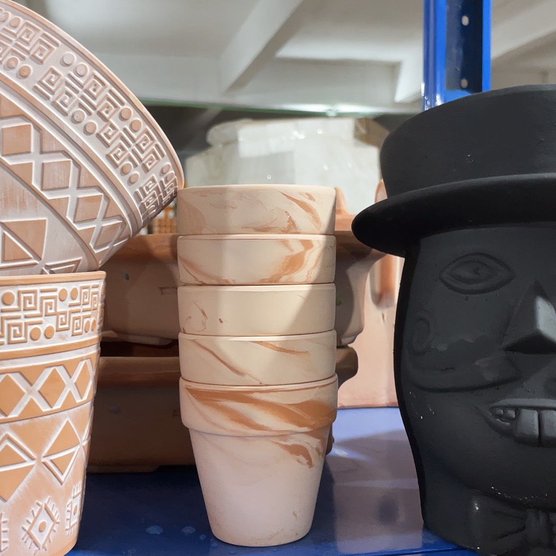 红陶口8五个…！nnm