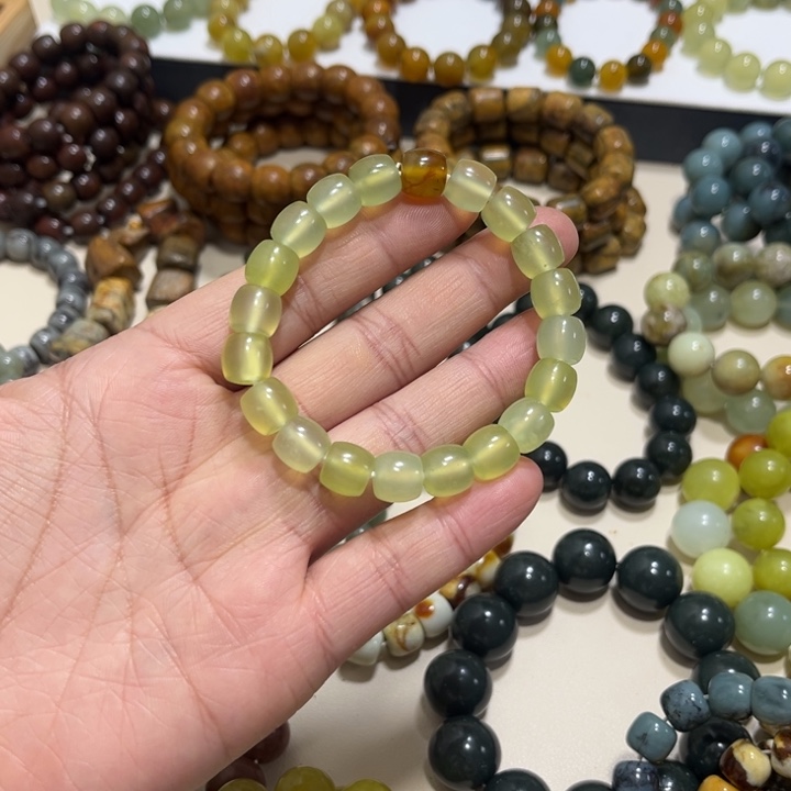 蛇纹石玉未镶嵌手链卡10