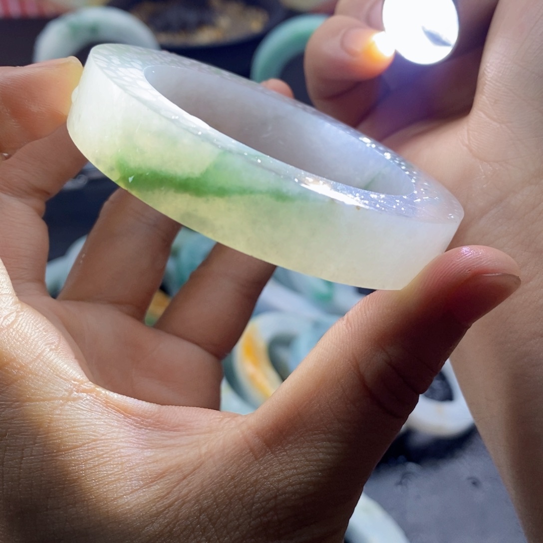 定制翡翠翡翠手镯未镶嵌