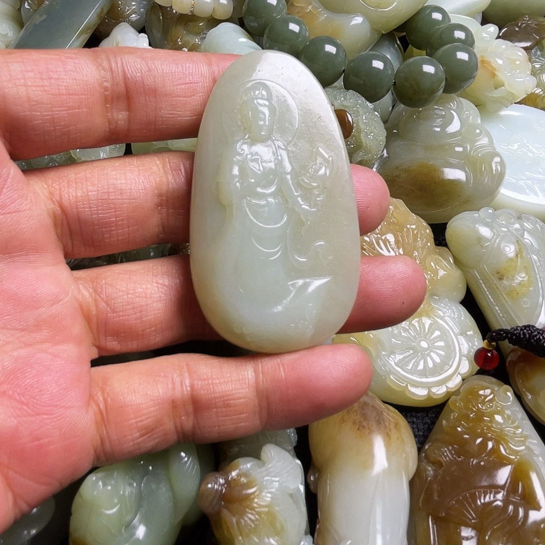 和田玉吊坠(不含链)未镶嵌