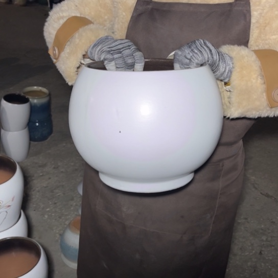 红陶口21高23瑕疵